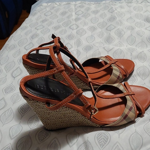 Burberry Orange platform - Picture 2 of 7